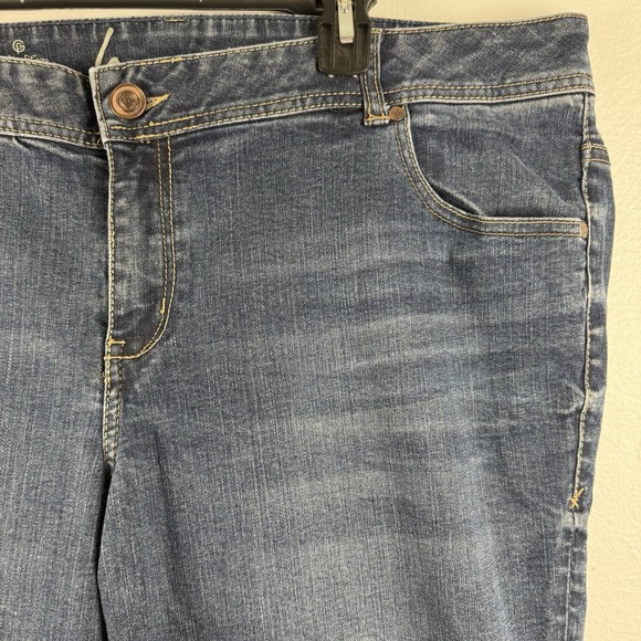 LANE BRYANT Womens Capri blue denim jeans - Genius Fit - SIZE 20‎ - Picture 3 of 8